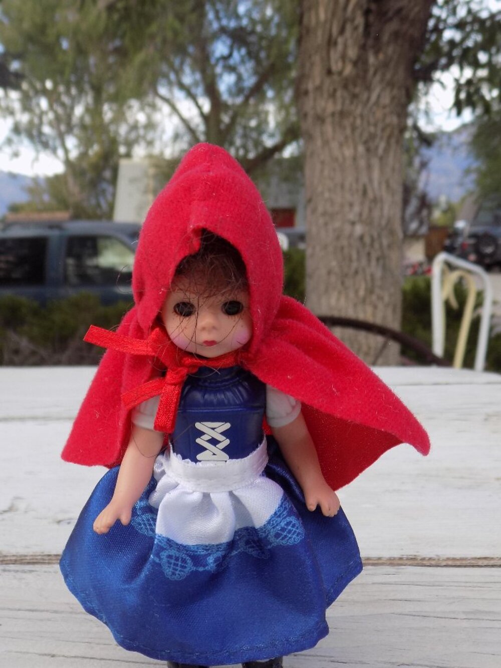 Madame Alexander Little Red Riding Hood Doll McDonalds Toy 5in